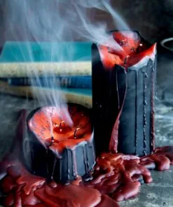 Schwarze Stumpenkerze Mit Vampir Blut 7,5cm -Halloween Geschaft blutende schwarze vampir stumpenkerze black vampire pillar candle with blood tears 50663 03