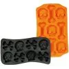 Totenschädel & Knochen Eiswürfel Form 1 St. 1 Totenschädel & Knochen Eiswürfel Form 1 St. -Halloween Geschaft totenkopf und knochen eiswuerfelform skull and bones ice cube mould halloween eiswuerfel form 53244